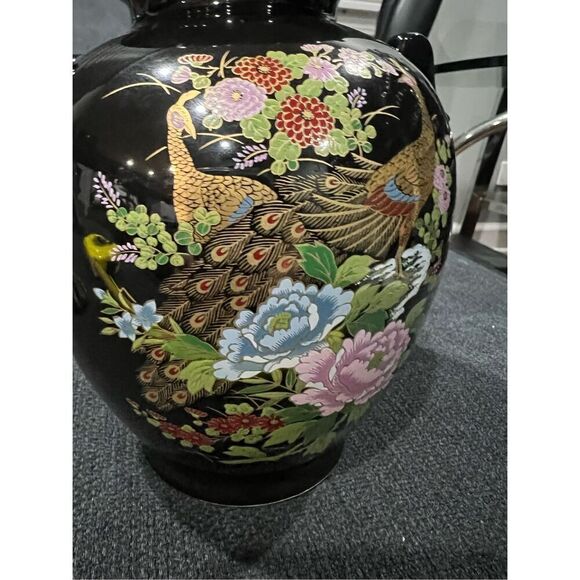 Vintage Japanese Floral porcelain Peacock vase - Picture 2 of 5